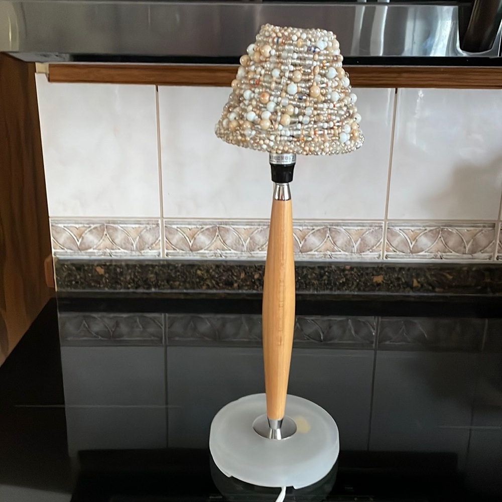 End table/nightstand lamp